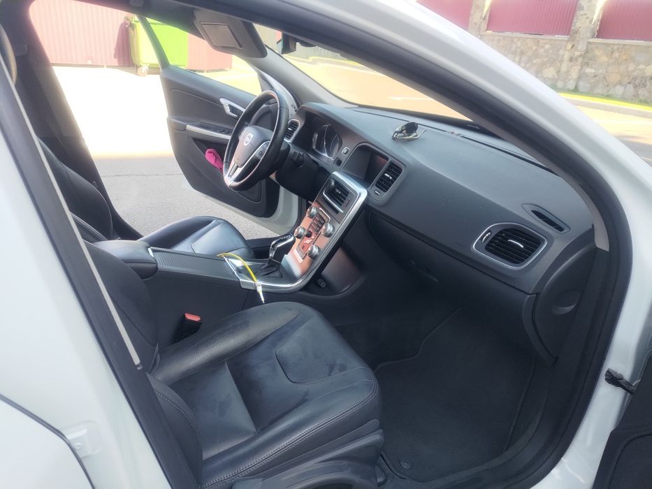 Продам Volvo S60