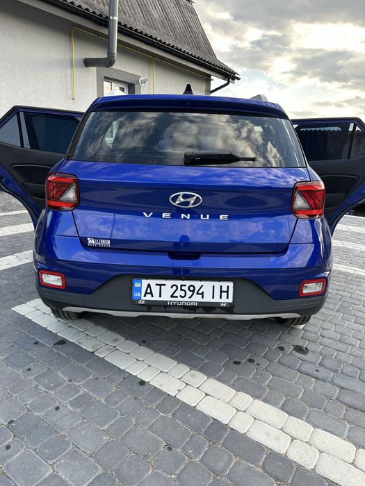 Продам Hyundai Venue
