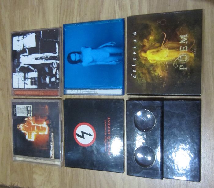 Cd's Marilyn Manson + Tool e Delerium