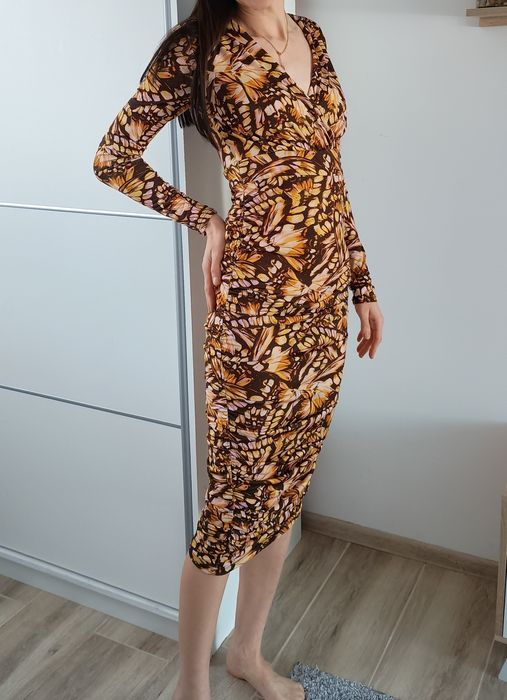 Sukienka midi ołówkowa rozmiar S za kolana