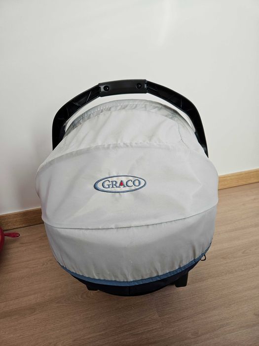 Ovo de bebe para o carro