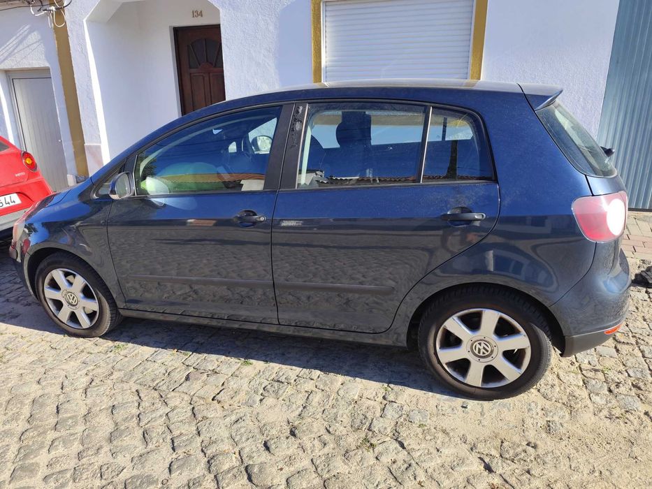 VW Golf Plus para venda - 105cv 1.9 TDI bem estimado