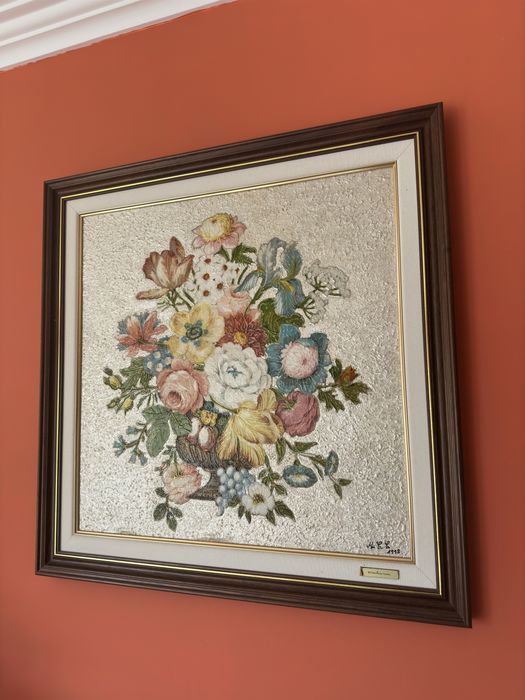 Hand-Painted Picture427752337525985282