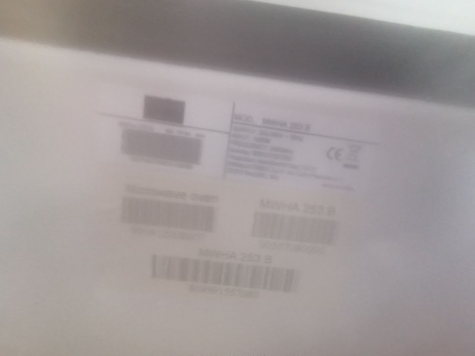 Microondas Hotpoint (com avaria)