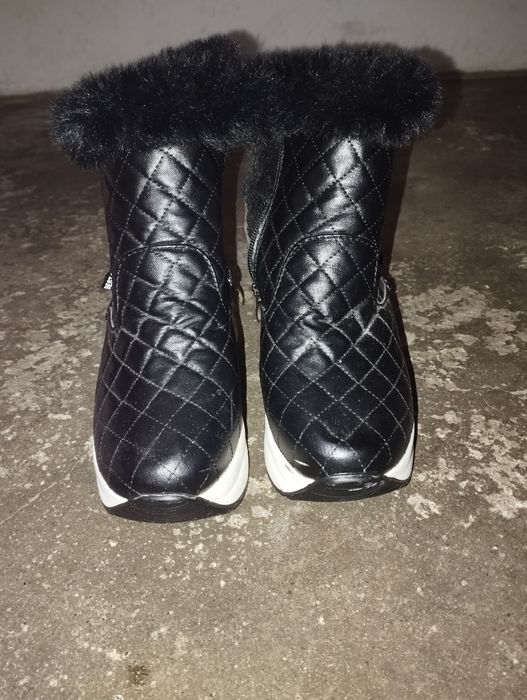 Botas com pelo por dentro