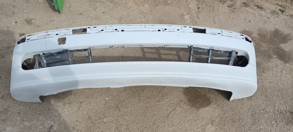 Бампер  BMW. е39
