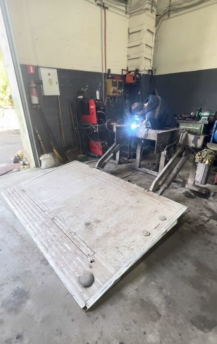 Ремонт ГИДРОБОРТОВ, Гідроботів,Гідроциліндрів Київ, Гарантія та Виїзд