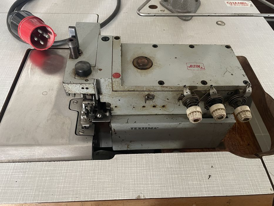 Maszyna Overlock NRD DDR sprawna TEXTIMA Podstawa pod Kraisege
