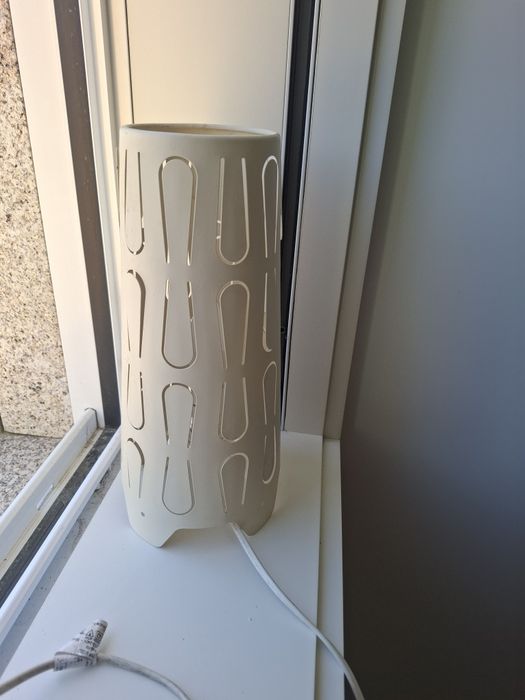 Candeeiro branco IKEA