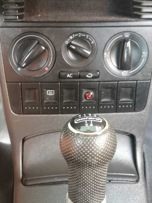 Volkswagen Lupo 1.0 MPI — Económico e Fiável - Com A/C
