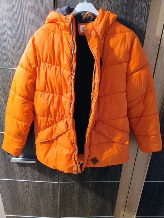 Zimowa kurtka chłopięca r.158 Reserved pomaranczowa