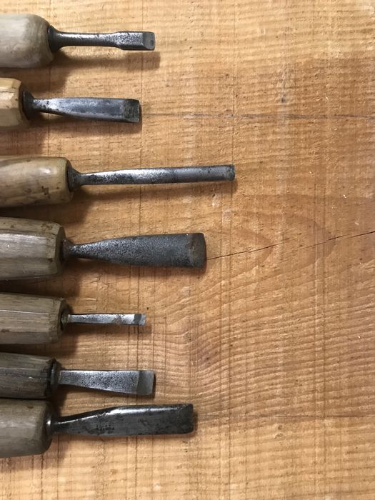 Conjunto de goivas para madeira