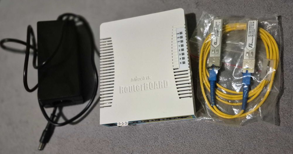 Router MikroTik hEX PoE RB960PGS + 2xWkładka SFP + światłowód