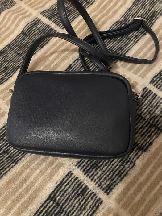 Сумочка кроссбоді .