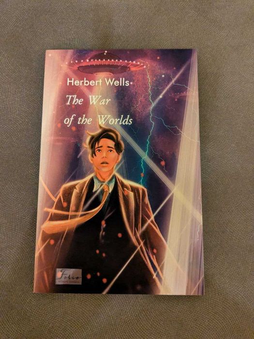 Розпродаю свою невеличку бібліотеку (10 книг, мова - англійська)