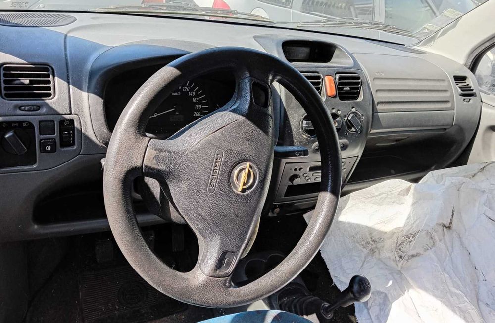 Opel Agila para peças