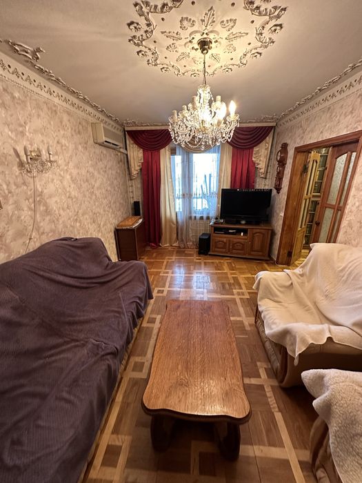 Продам 4 ком Центр ЦУМ Сертификат Євідновлення