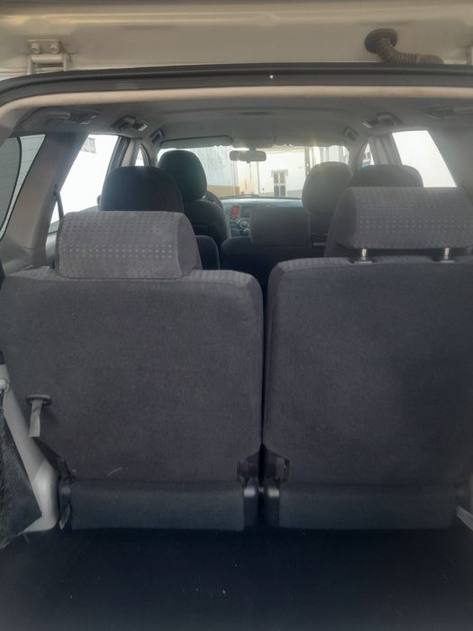 Mitsubishi grandis xl 7