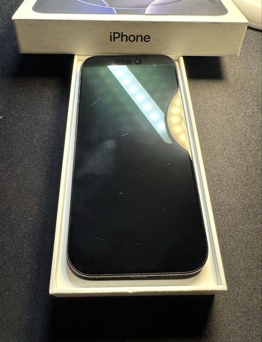 iPhone 16 Pro - 256GB - Ótimo estado