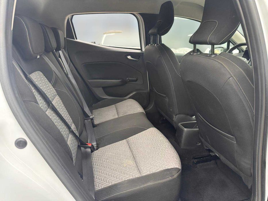 Renault Clio V 1.5 Blue dCi 101 cv de 2021 Salvado