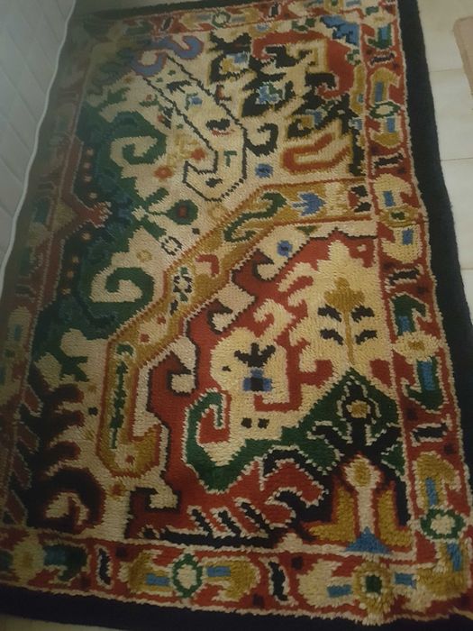 Tapetes de lã feito à mão