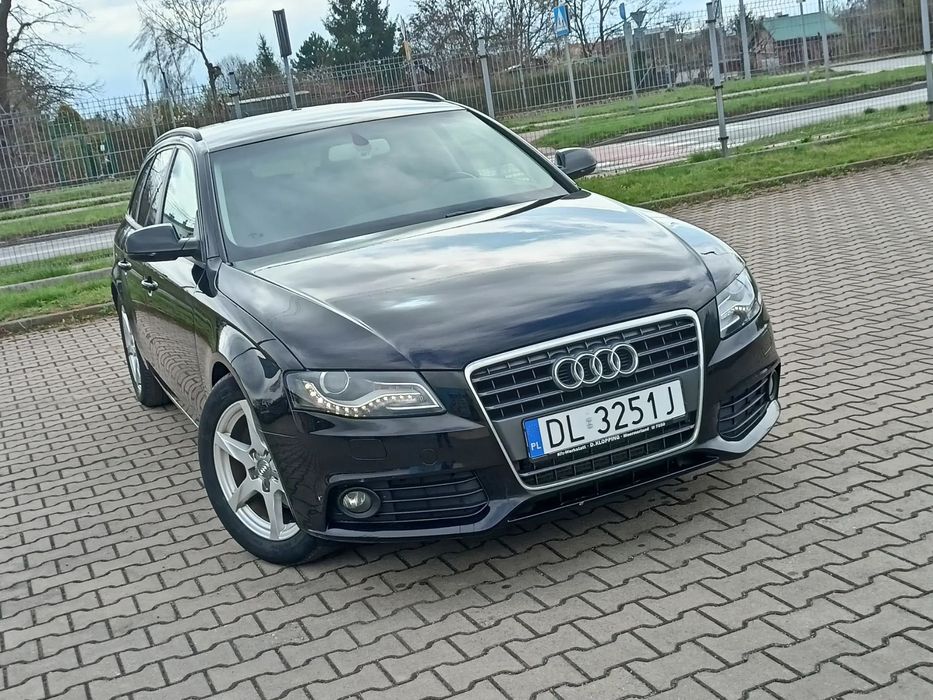 Audi A4 Avant 2.0TDI 143KM BIxenon LED alu ELE. KLAPA serwis perfekt rej.PL