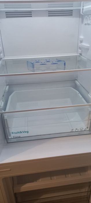 Lodówka Sharp roczna-gwarancja,wys.180cm,biała