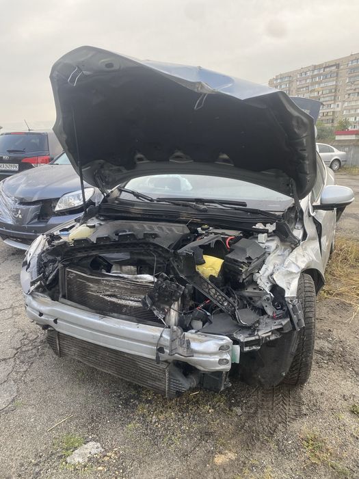 Volvo v40, після ДТП