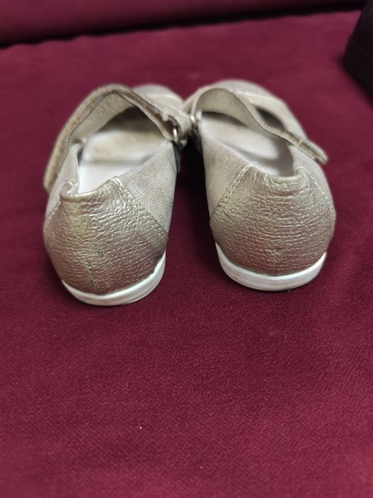 buty dla dziewczynki stan zadowalający 31 Kornecki, kolor złoty
