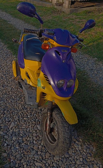 Продам скутер ..+Торг