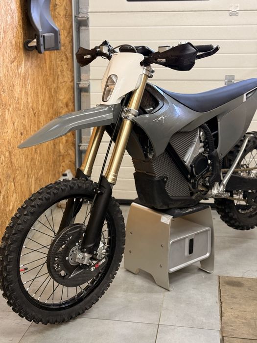 Wynajem Stark Varg Ex/Mx 80 hp wypożyczalnia surron