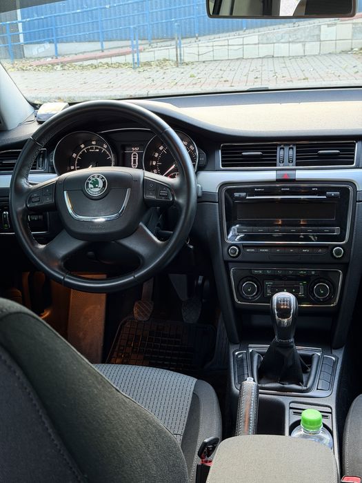 Skoda Superb 2012