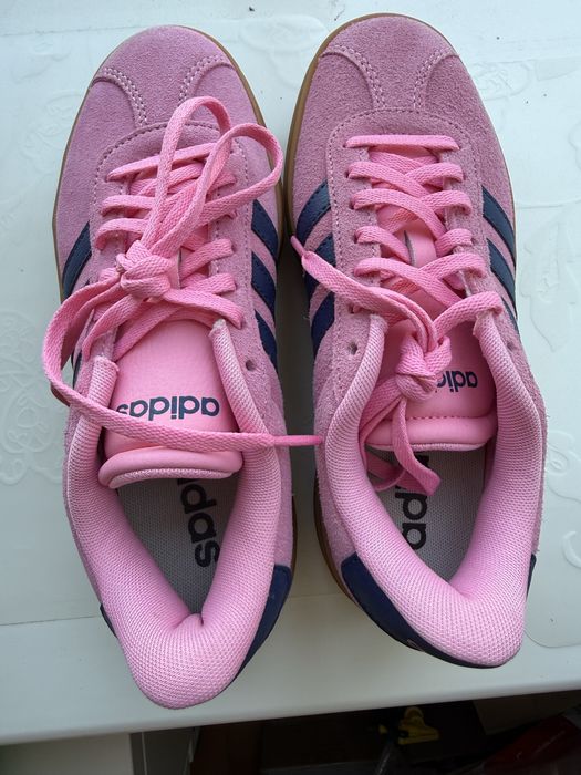 Кросівки жіночі Adidas