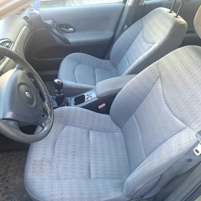Renault Laguna2 1.9dci 120KM