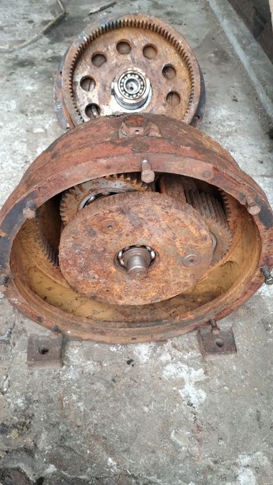 Редуктор планетарний