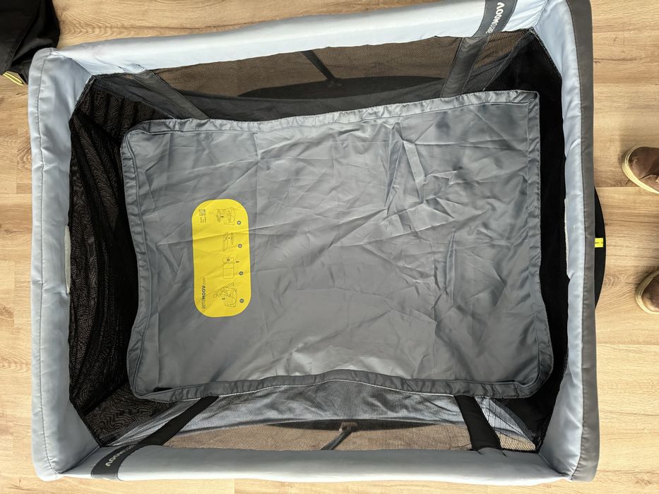 Cama de viagem Aeromov - como nova