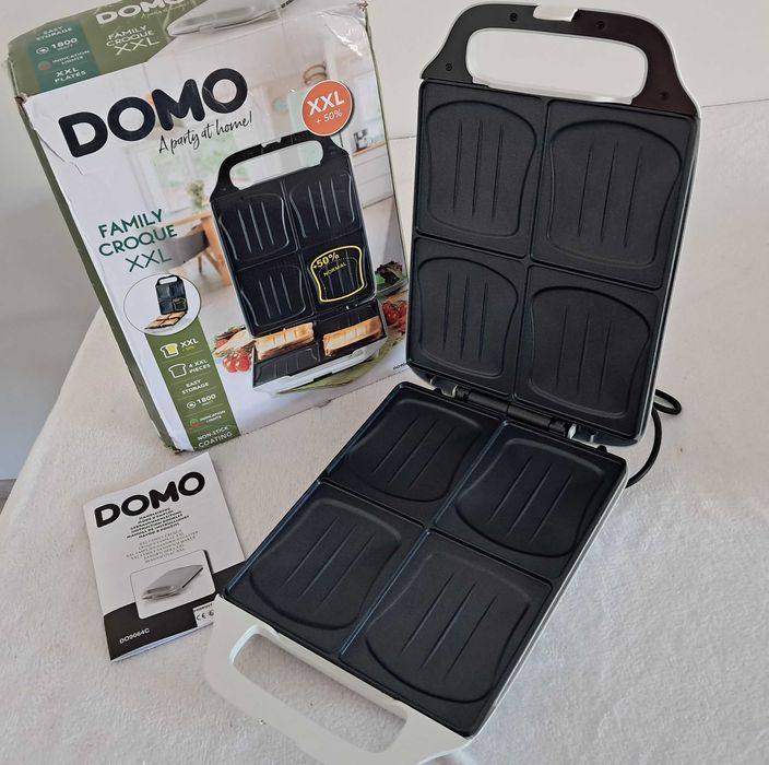 DOMO Opiekacz XXL 1800W