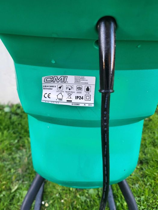 Rozdrabniacz do gałęzi CMI 2400w !!!