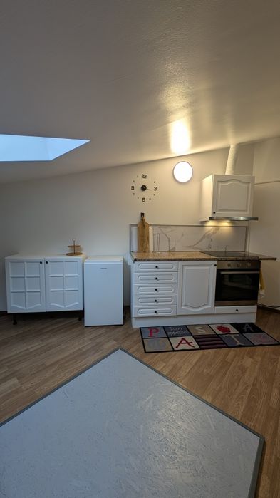 Aluga-se Estudio na Marinha Grande