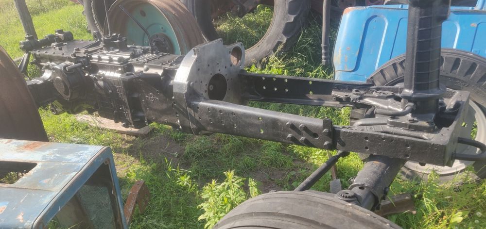 КПП, задній міст, рама, промежутка, диски МТЗ 80