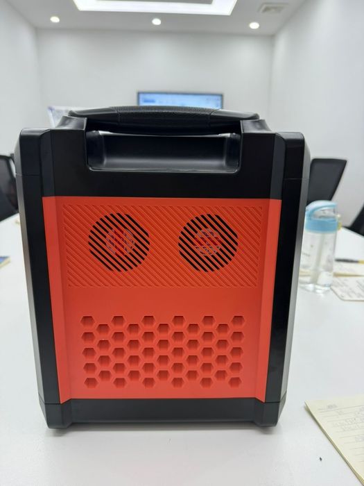 Зарядна станція SolarPlay Q2402M LifePo4 2500w на 2304Wh