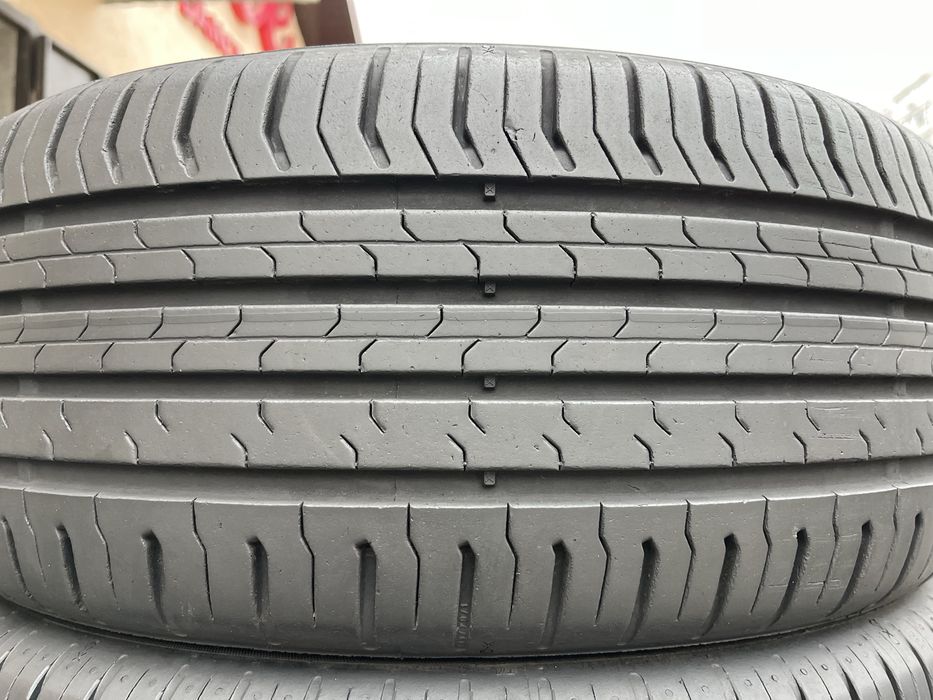 Шини 225/60 R18 Continental 4 літні шини