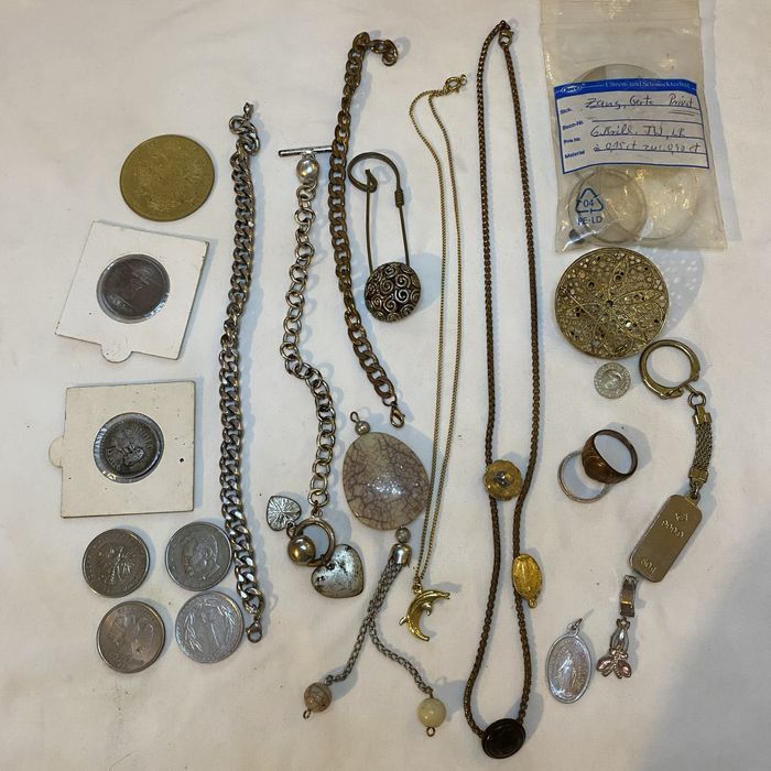 Monety bizuteria mix naszyjniki stare prl