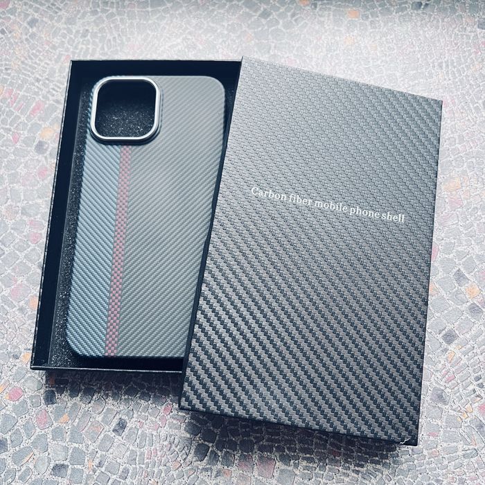 Чехол карбоновий до Iphone 13 Pro Max