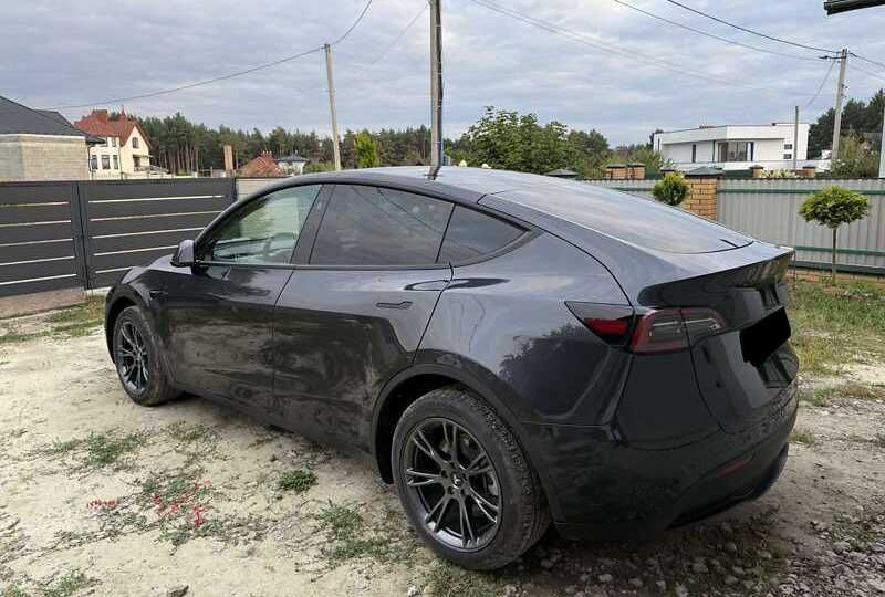 Tesla Model Y 2024 Long Range 82 kWh