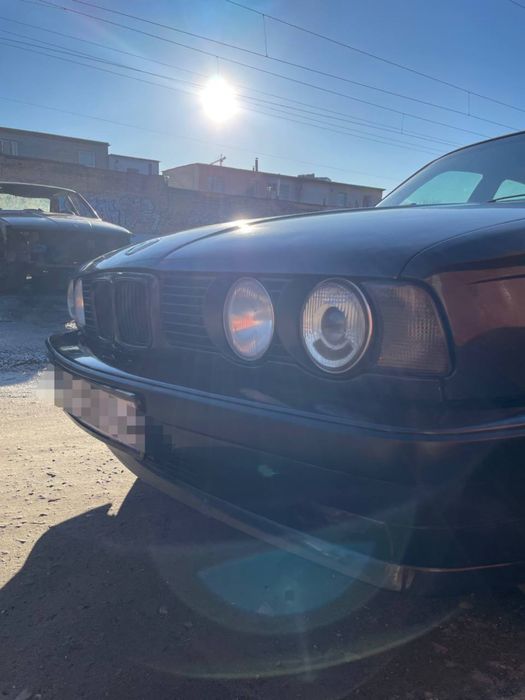 Продам живу BMW 535 1989 року