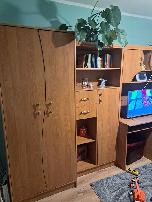 Zestaw mebli i weralka