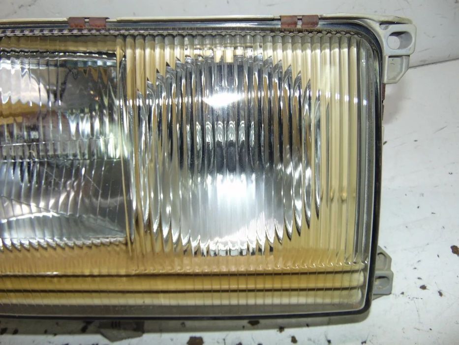 Mercedes W123 farol