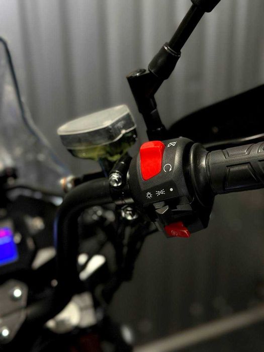 Новий мотоцикл Spark  SP300T-3