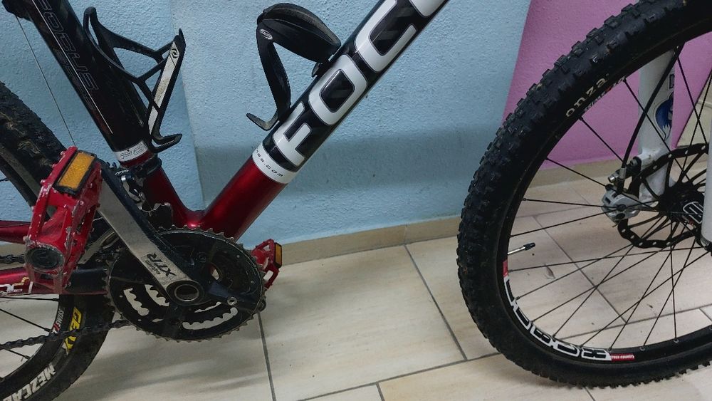 Focus roda 26 toda em carbono